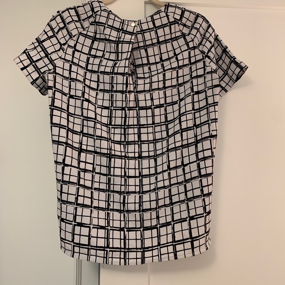 H&M short sleeve blouse - Picture 3 of 5